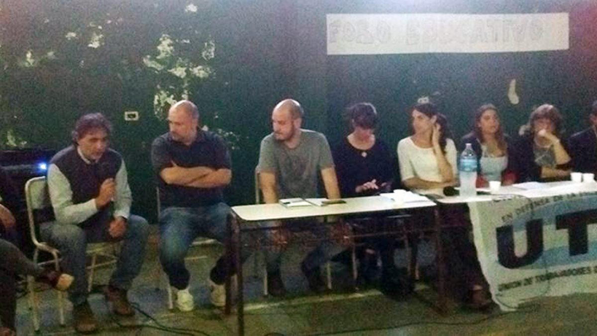 Foro_Educativo_Comuna_8_1