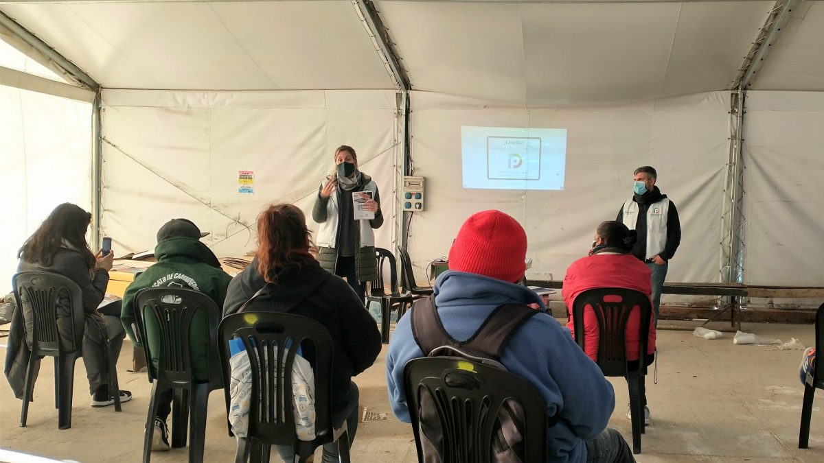 Foto Gacetilla - taller en el Playón de Chacarita.