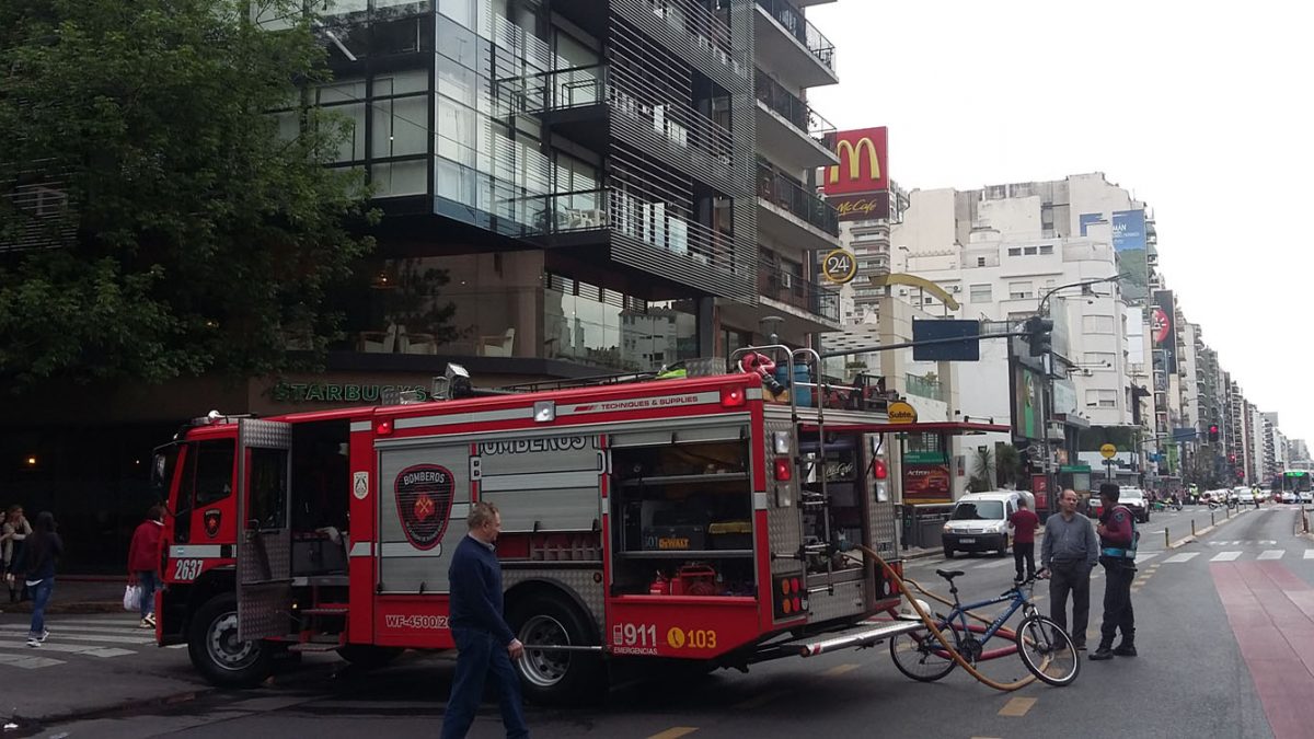 Incendio en Colegiales   18 de octubre 2017  3