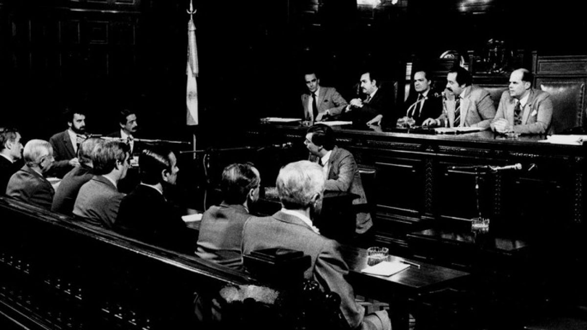Juicio_a_las_juntas-900x535bis