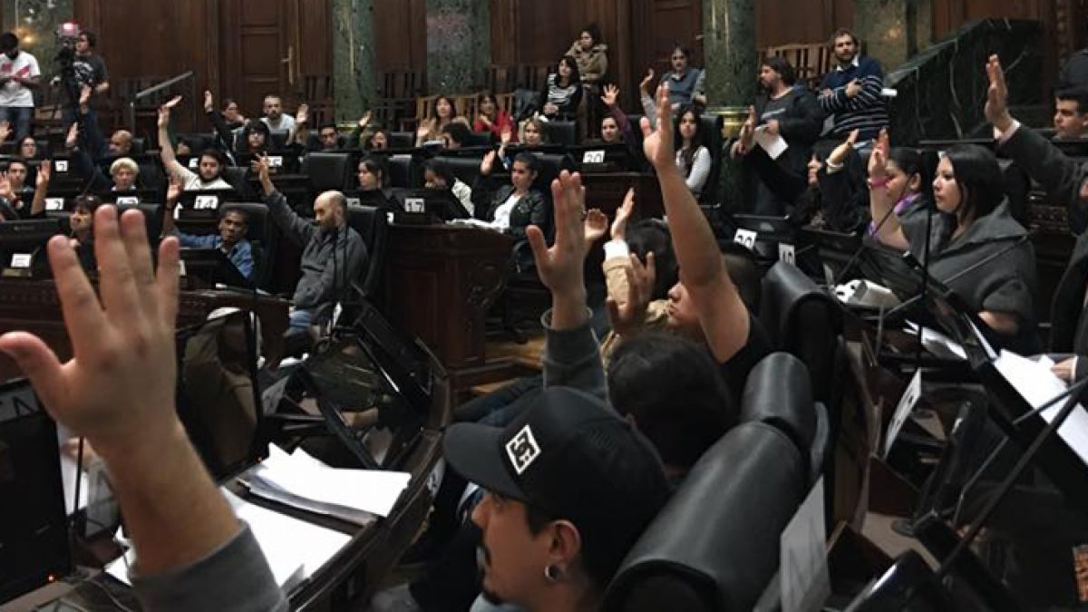 La_legislatura_y_la_Escuela_CENS_44_HGO