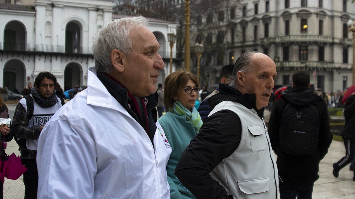 Marcha Min Defensa 03