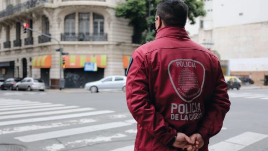 POLICIA DE LA CIUDAD-REFLEXIONES Y APORTES PARA LA CONSTRUCCION DEL NUEVO MODELO POLICIAL-1 copia