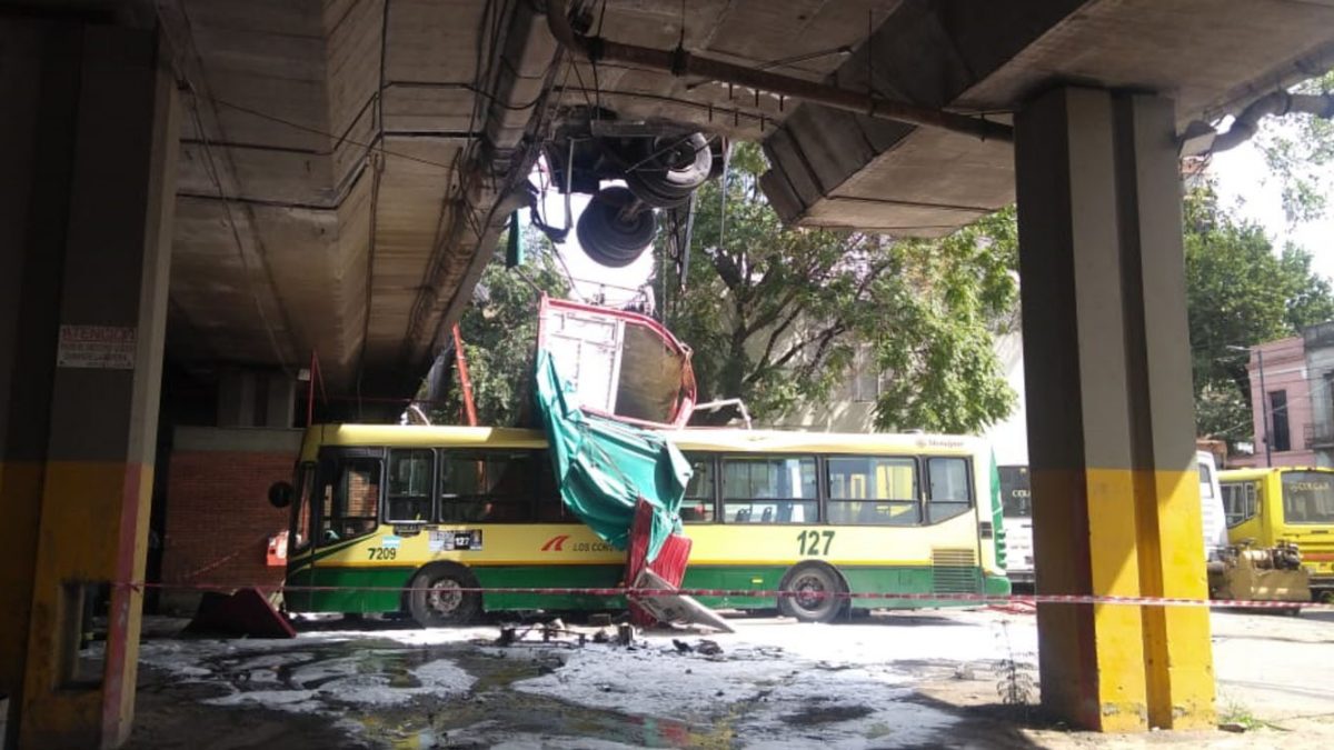 choque y vuelco 25 de marzo_1500x750