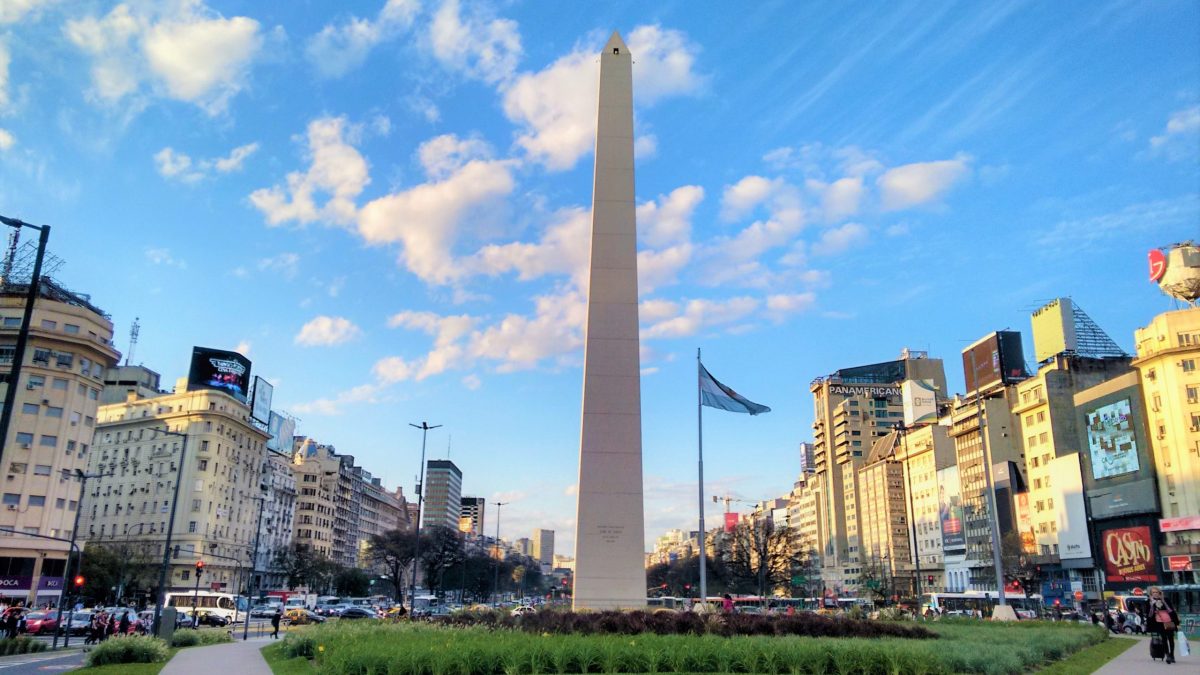 obelisco cortada web